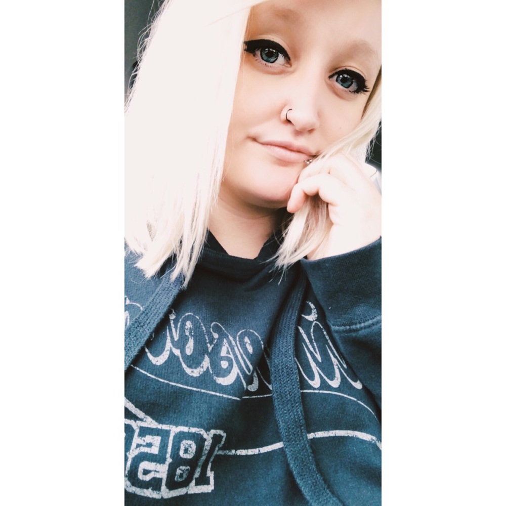 Meet your Posher, Myranda